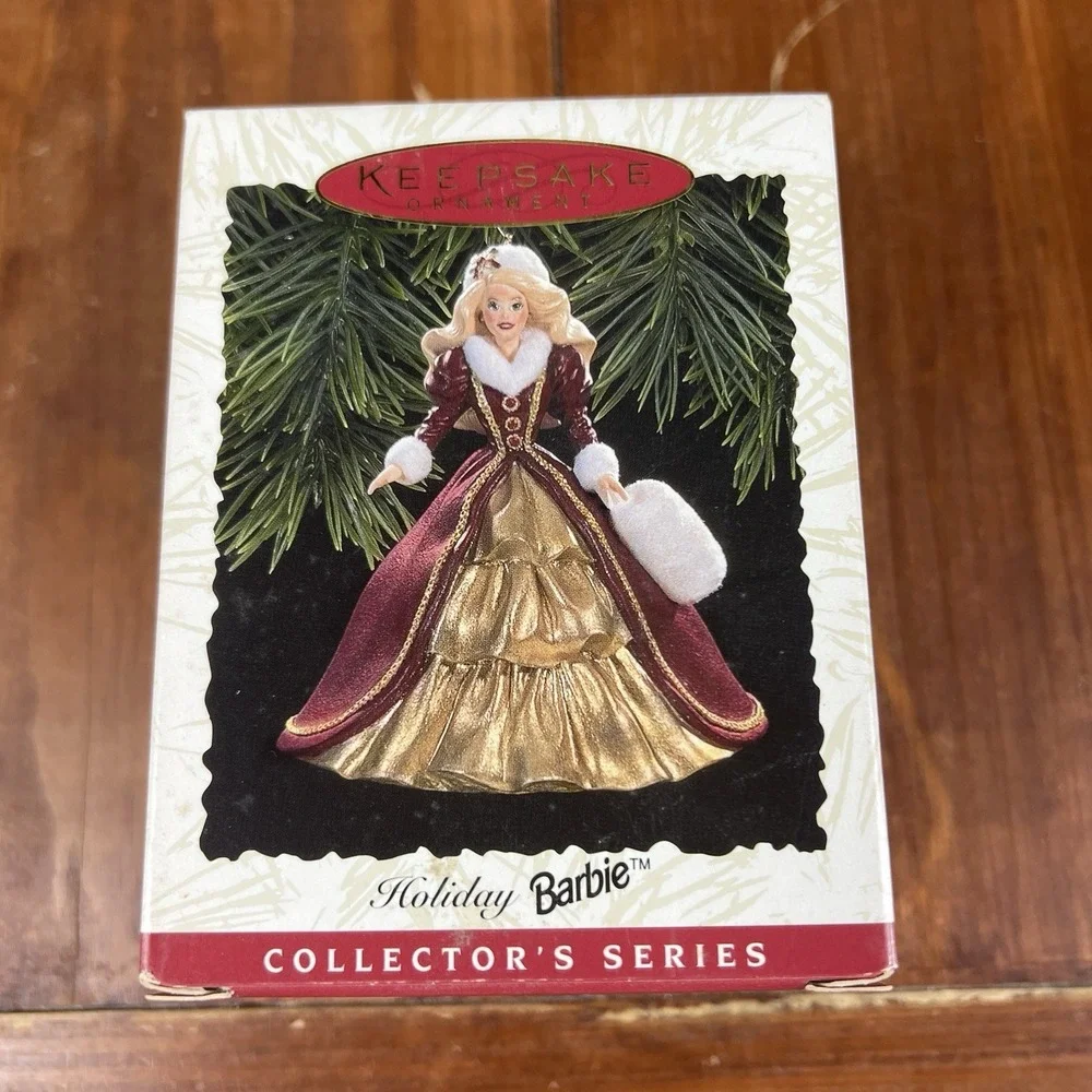 1996 Hallmark Holiday Barbie Ornament 4th in Series Victorian QXI5371
